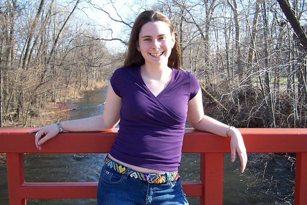 alexisbridgesfw.jpg (138163 bytes)